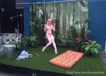 d8f07adac4fea2674cff6dc55e9845c3.jpg